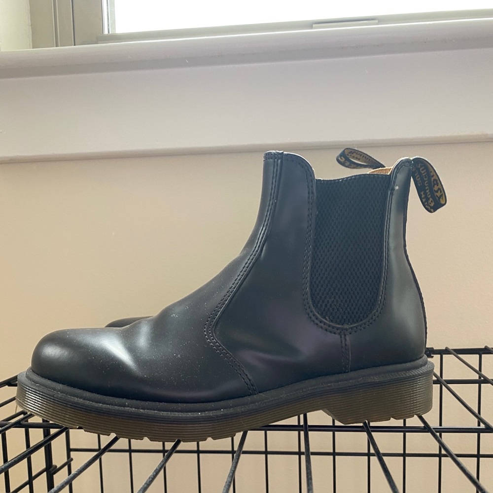 Doc Marten Chelsea Boots
